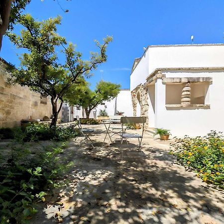 Oikia Vacanze Giuggianello Le Bey Kültér fotó